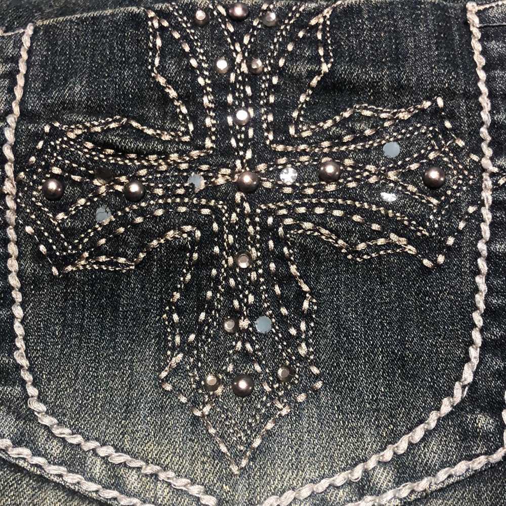 YMI Sz 24 Infinity skinny New no tag